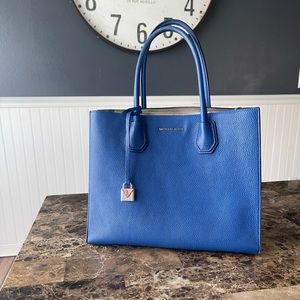 Michael Kors Tote